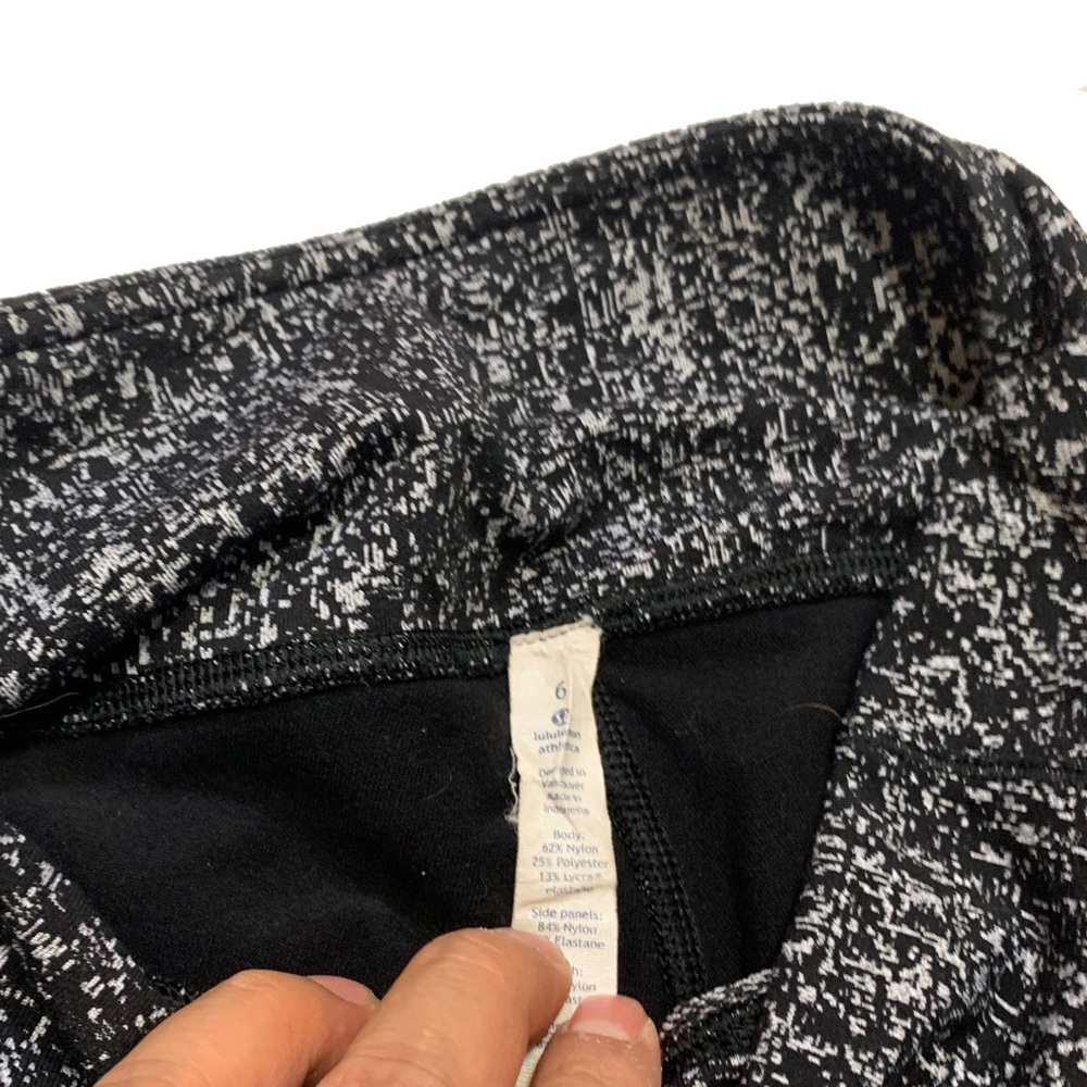 6 / Lululemon Fit Physique Tight - Picture 3 of 6